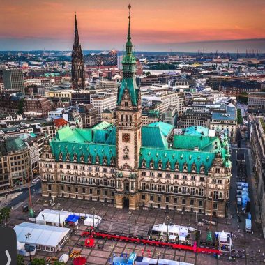 Chancen und Herausforderungen des Lebens in Hamburg